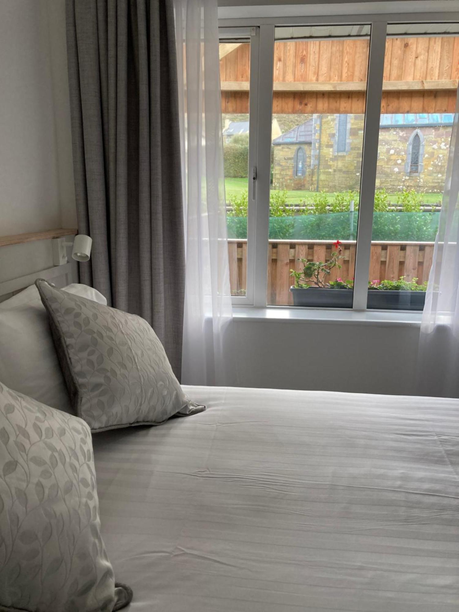 Cille Apartments, Ballyferriter Village Eksteriør billede