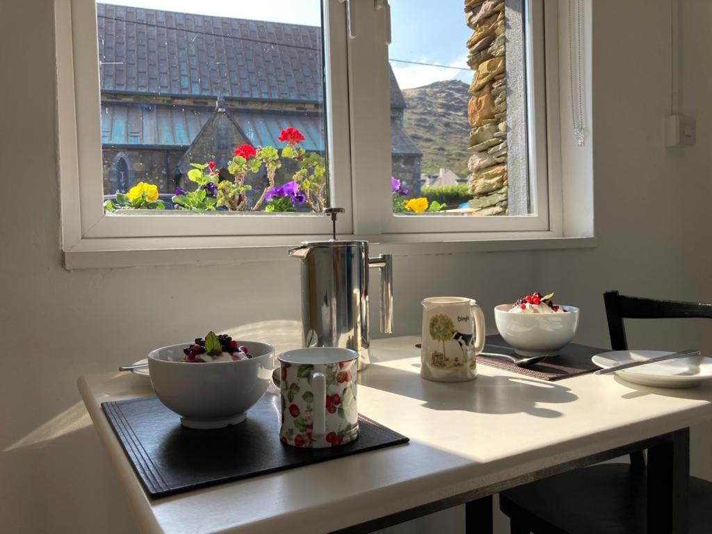 Cille Apartments, Ballyferriter Village Eksteriør billede